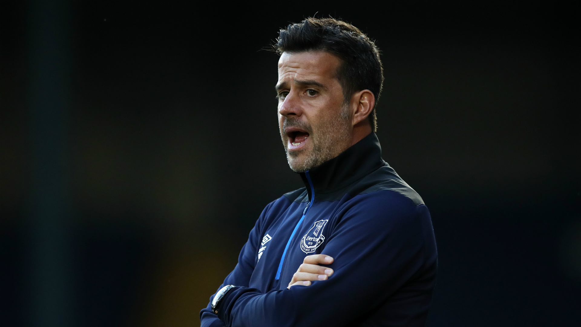 对球员身体 对球员身体